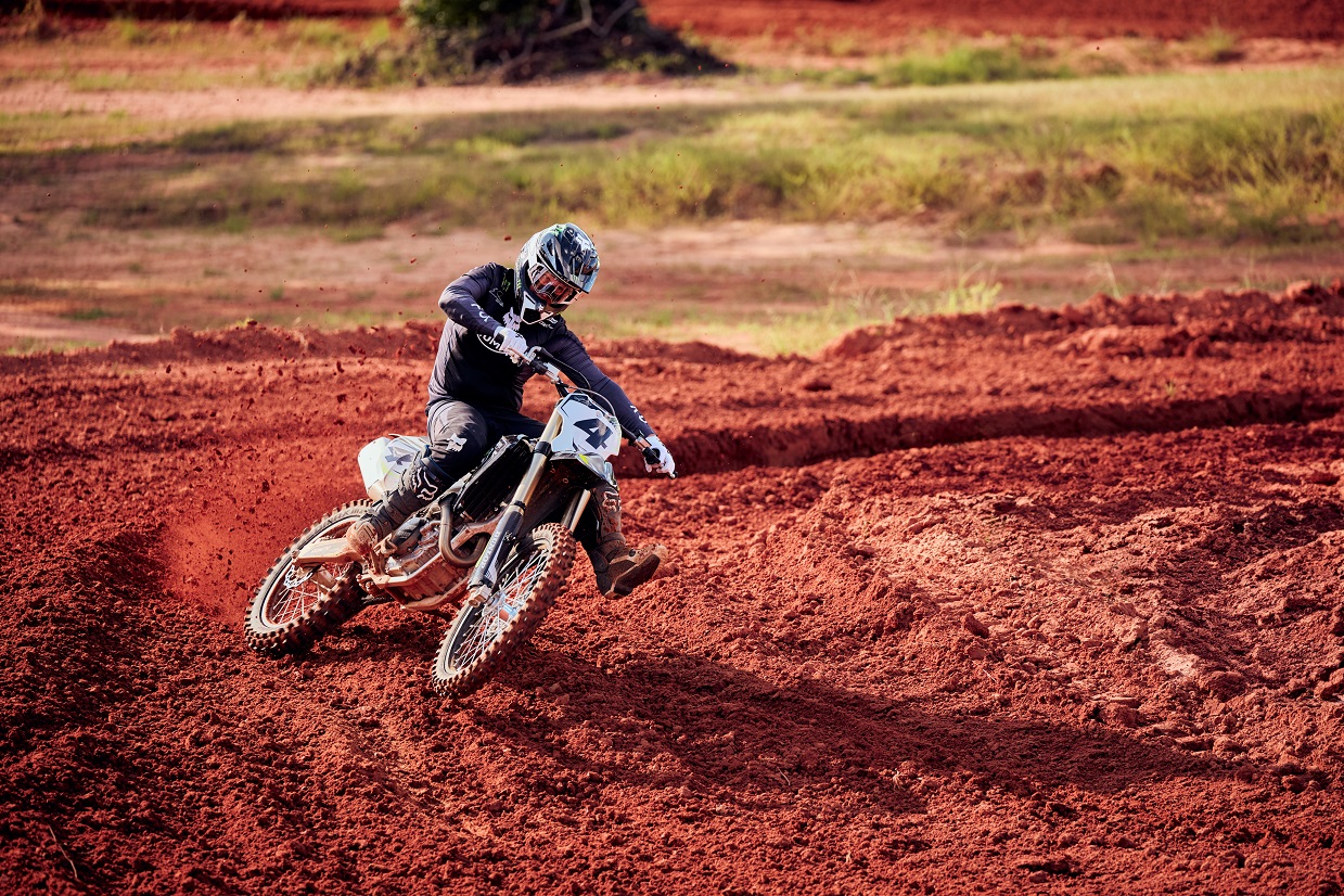 Triumph lanceert nieuwe TF 450-RC motocross